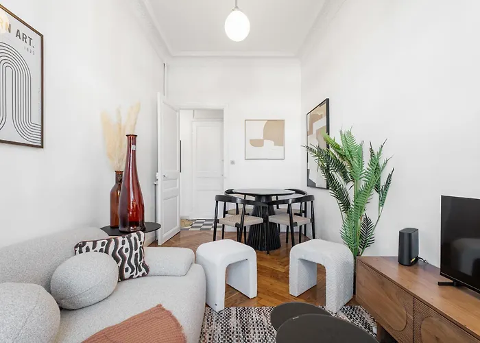 Apartament Renting - Bellevue - Chic Elegant Refuge Residential Area Liberation *