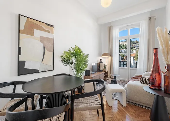 Apartament Renting - Bellevue - Chic Elegant Refuge Residential Area Liberation *